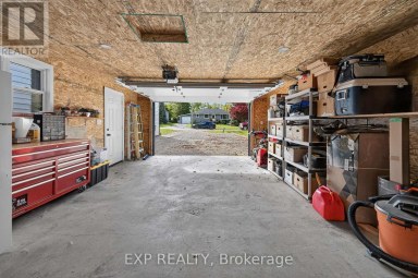 481 GOLD STREET Warwick (Watford) Ontario photo 27