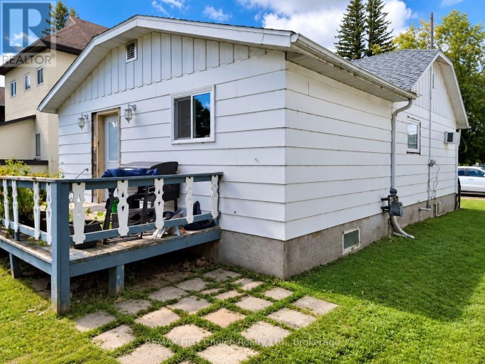 216 SECOND STREET STREET, Rainy River, Ontario, P0W1L0