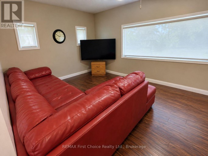 216 SECOND STREET STREET, Rainy River, Ontario, P0W1L0