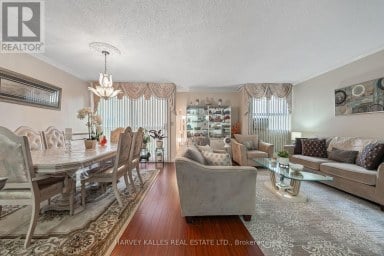 301 - 10 CRESCENT TOWN ROAD Toronto (Crescent Town) Ontario photo 2