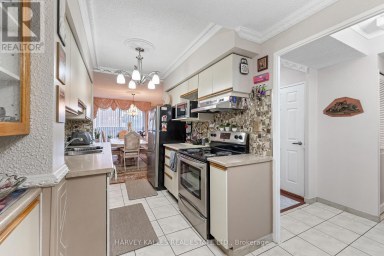 301 - 10 CRESCENT TOWN ROAD Toronto (Crescent Town) Ontario photo 6