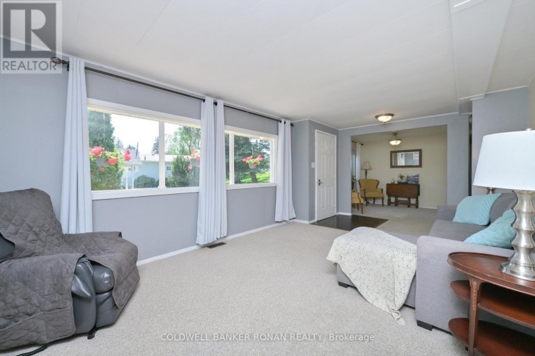 13 HAWTHORNE DRIVE, Innisfil, Ontario, L9S1P7