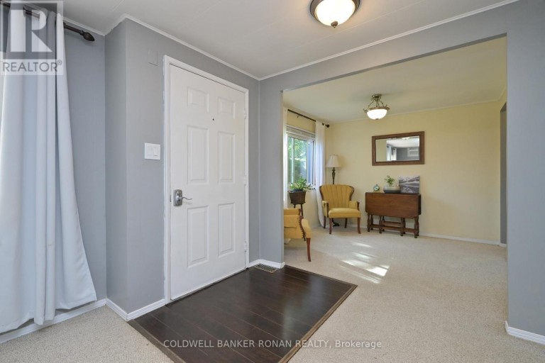 13 HAWTHORNE DRIVE, Innisfil, Ontario, L9S1P7