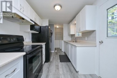 13 HAWTHORNE DRIVE Innisfil Ontario photo 9
