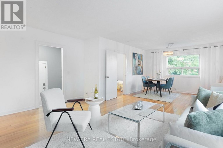 4246 BLOOR STREET W, Toronto (Markland Wood), Ontario, M9C1Z7