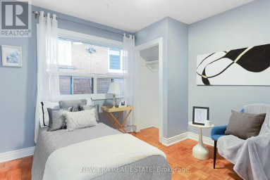 4246 BLOOR STREET W Toronto (Markland Wood) Ontario photo 14