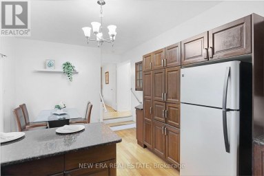 4246 BLOOR STREET W Toronto (Markland Wood) Ontario photo 23