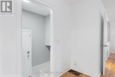 4246 BLOOR STREET W Toronto (Markland Wood) Ontario photo 24