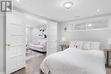 4246 BLOOR STREET W Toronto (Markland Wood) Ontario photo 28