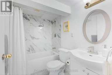 4246 BLOOR STREET W Toronto (Markland Wood) Ontario photo 39
