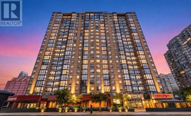 2202 - 285 ENFIELD PLACE Mississauga (City Centre) Ontario photo 1
