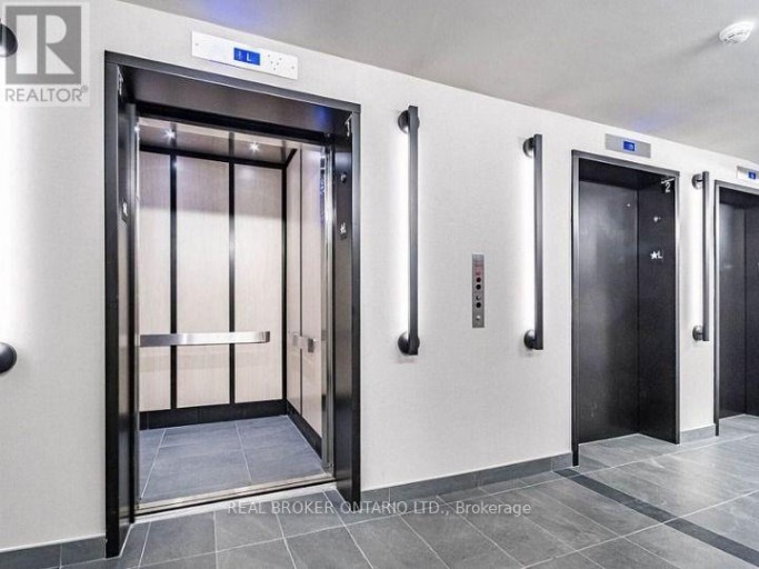 922 - 1 JARVIS STREET E, Hamilton (Beasley), Ontario, L8R3J2