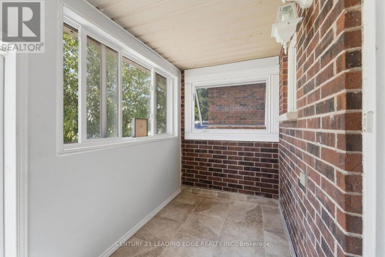 749 STONE CHURCH ROAD E, Hamilton (Randall), Ontario, L8W3G9