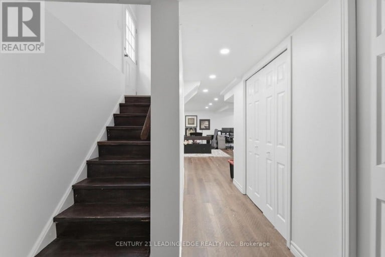 749 STONE CHURCH ROAD E, Hamilton (Randall), Ontario, L8W3G9