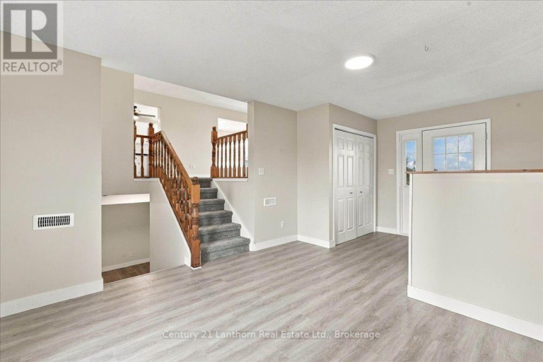 1286 CROOKSTON ROAD, Centre Hastings, Ontario, K0K2K0