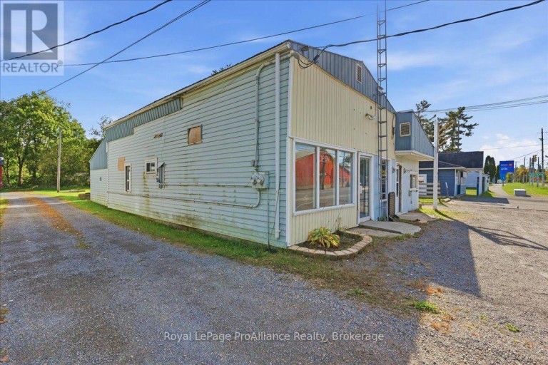 12269 HIGHWAY 41 HIGHWAY, Addington Highlands, Ontario, K0H2G0