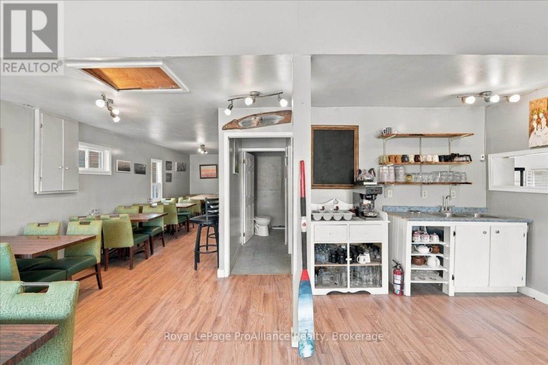 12269 HIGHWAY 41 HIGHWAY, Addington Highlands, Ontario, K0H2G0