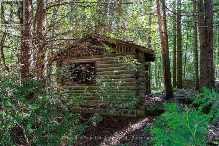 548037 3RD SIDE ROAD, Blue Mountains, Ontario, N0H2E0