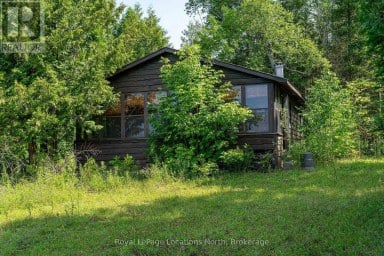 548037 3RD SIDE ROAD Blue Mountains Ontario photo 32