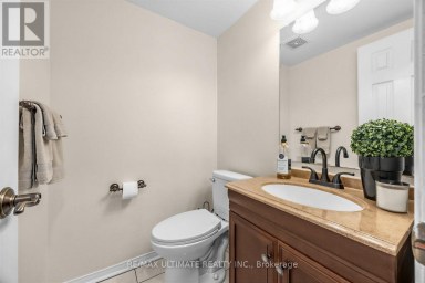 42 LANDERVILLE LANE Clarington (Bowmanville) Ontario photo 15