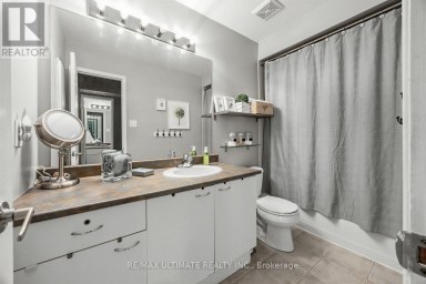 42 LANDERVILLE LANE Clarington (Bowmanville) Ontario photo 21