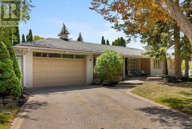 215 EDENBRIDGE DRIVE Toronto (Edenbridge-Humber Valley) Ontario photo 1