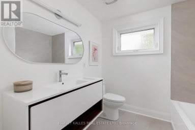 215 EDENBRIDGE DRIVE Toronto (Edenbridge-Humber Valley) Ontario photo 34