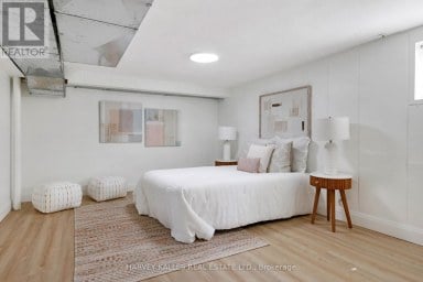 215 EDENBRIDGE DRIVE Toronto (Edenbridge-Humber Valley) Ontario photo 44