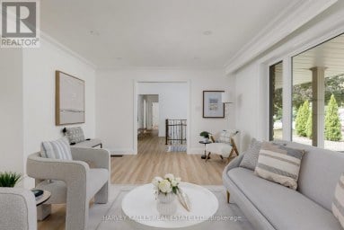 215 EDENBRIDGE DRIVE Toronto (Edenbridge-Humber Valley) Ontario photo 8