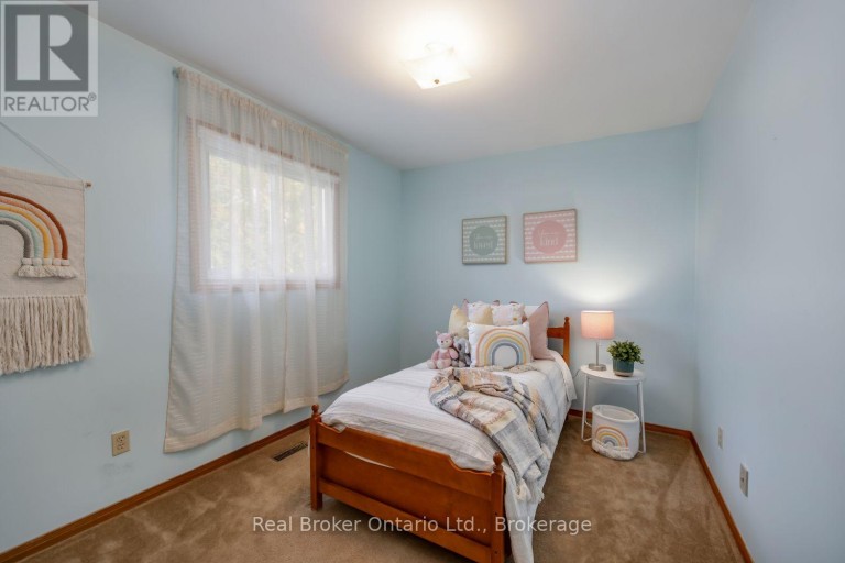 919 EXETER STREET, Oshawa (Centennial), Ontario, L1G6R9