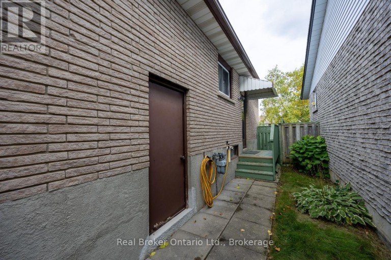 919 EXETER STREET, Oshawa (Centennial), Ontario, L1G6R9