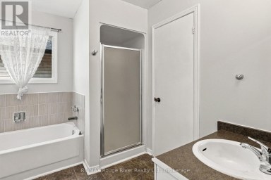 95 B CONCESSION STREET E Clarington (Bowmanville) Ontario photo 24
