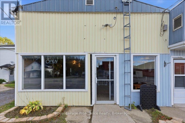 12269 HIGHWAY 41 HIGHWAY, Addington Highlands (Addington Highlands), Ontario, K0H2G0