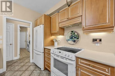 7 CALLARY CRESCENT Collingwood Ontario photo 13