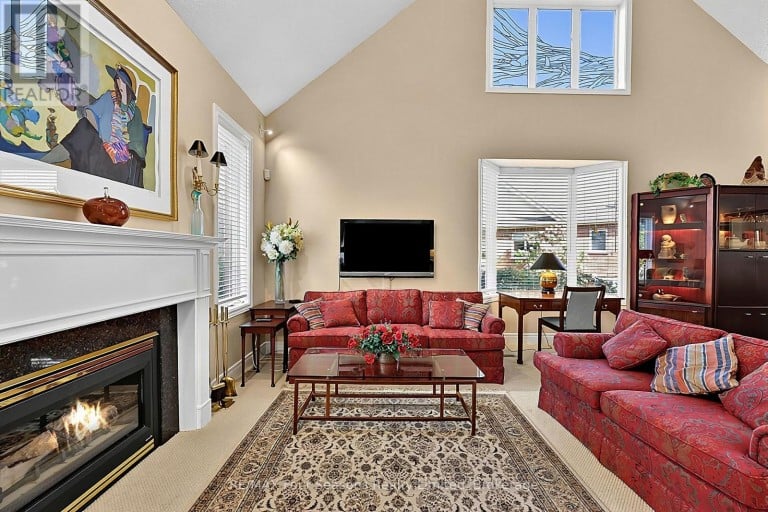 7 CALLARY CRESCENT, Collingwood, Ontario, L9Y4X9