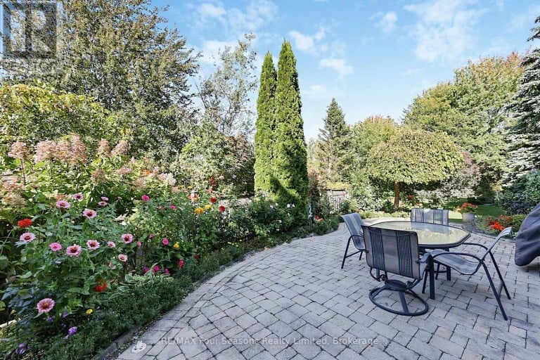 7 CALLARY CRESCENT, Collingwood, Ontario, L9Y4X9
