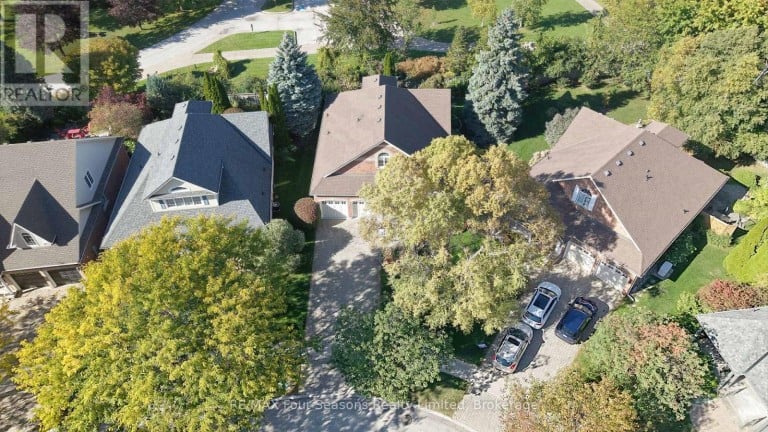 7 CALLARY CRESCENT, Collingwood, Ontario, L9Y4X9