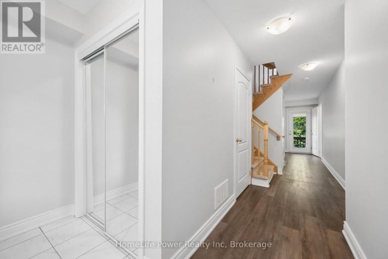 57 - 88 DECORSO DRIVE, Guelph (Kortright East), Ontario, N1L0A9