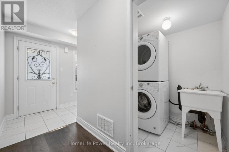 57 - 88 DECORSO DRIVE, Guelph (Kortright East), Ontario, N1L0A9