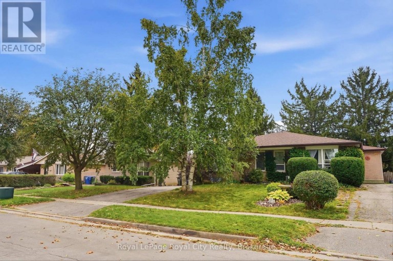 UPPER - 37 MCILWRAITH CRESCENT, Guelph (Grange Road), Ontario, N1E6J4