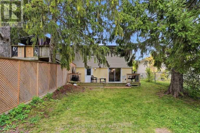 UPPER - 37 MCILWRAITH CRESCENT, Guelph (Grange Road), Ontario, N1E6J4