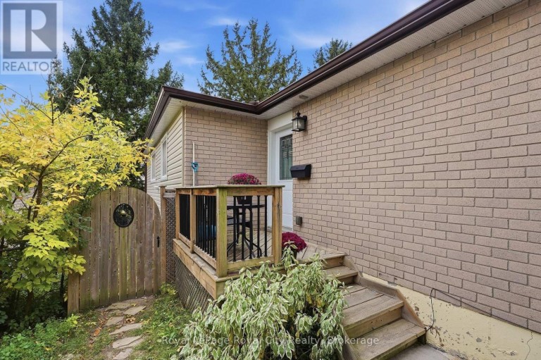 UPPER - 37 MCILWRAITH CRESCENT, Guelph (Grange Road), Ontario, N1E6J4