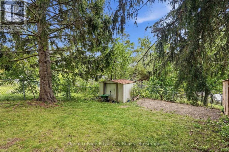 UPPER - 37 MCILWRAITH CRESCENT, Guelph (Grange Road), Ontario, N1E6J4