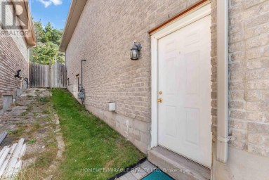 30 DOVE CRESCENT Barrie (Ardagh) Ontario photo 36