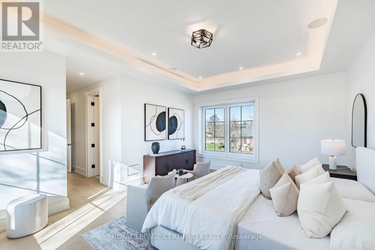 1404 WAVERLY AVENUE SW, Oakville (WO West), Ontario, L6L2S3