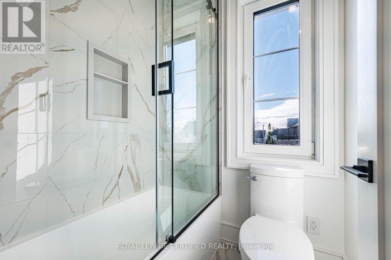 1404 WAVERLY AVENUE SW, Oakville (WO West), Ontario, L6L2S3