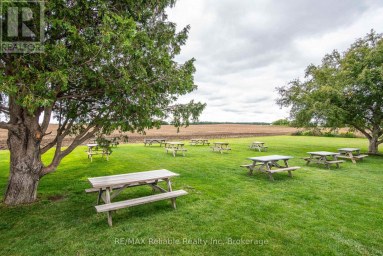 6 LONDON ROAD Huron East (Tuckersmith) Ontario photo 10
