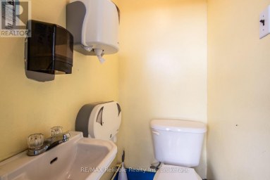 6 LONDON ROAD Huron East (Tuckersmith) Ontario photo 28