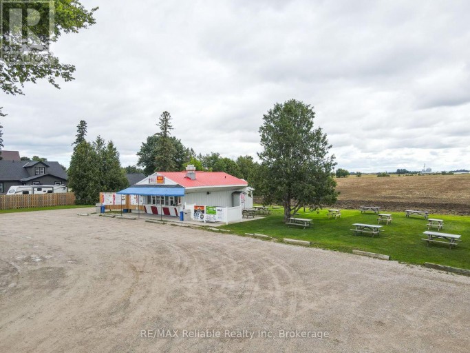 6 LONDON ROAD, Huron East (Tuckersmith), Ontario, N0M1J0