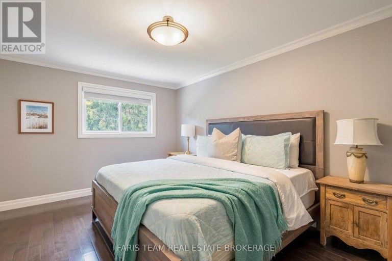 13 KIDD'S LANE, Innisfil (Cookstown), Ontario, L0L1L0